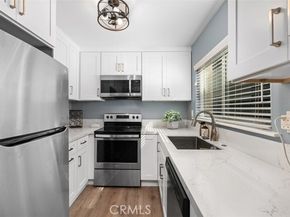 7320 Lennox F7, Van Nuys (los Angeles) CA 91405