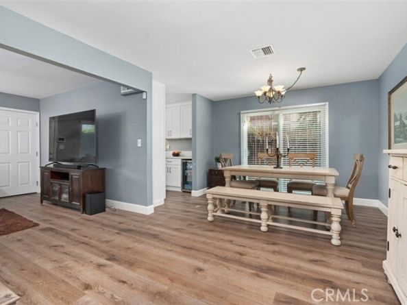 7320 Lennox F7, Van Nuys (los Angeles) CA 91405