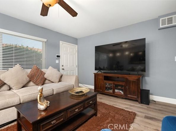 7320 Lennox F7, Van Nuys (los Angeles) CA 91405