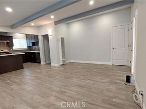 8649 Cantaloupe Avenue, Panorama City (los Angeles) CA 91402