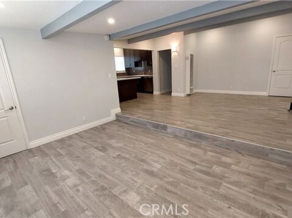 8649 Cantaloupe Avenue, Panorama City (los Angeles) CA 91402