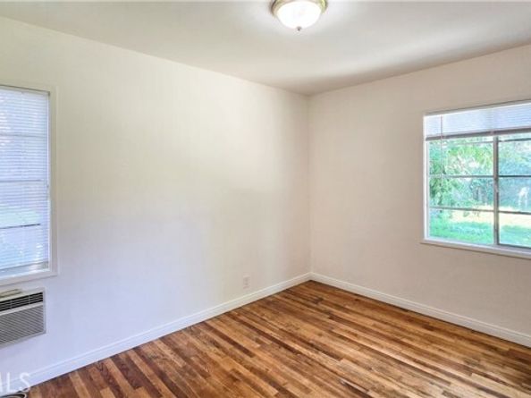 17634 Bromley Street, Encino (los Angeles) CA 91316
