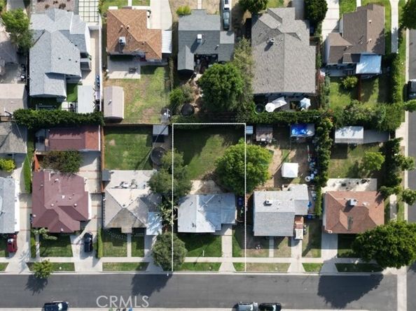 17634 Bromley Street, Encino (los Angeles) CA 91316