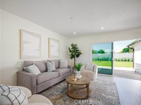 7107 Cozycroft, Winnetka (los Angeles) CA 91306