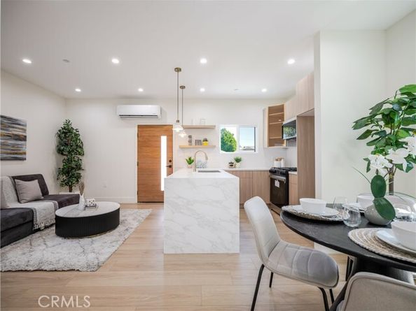 7107 Cozycroft, Winnetka (los Angeles) CA 91306