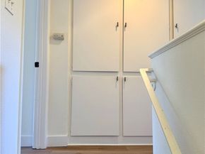 21930 Marylee 98, Woodland Hills (los Angeles) CA 91367