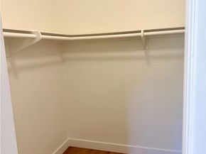 21930 Marylee 98, Woodland Hills (los Angeles) CA 91367