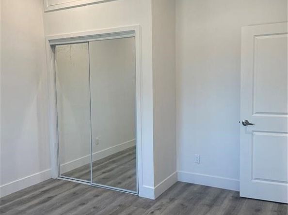 8458 Canby Avenue, Northridge (los Angeles) CA 91325