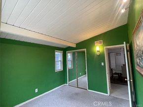 8458 Canby Avenue, Northridge (los Angeles) CA 91325
