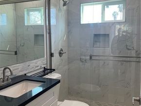 8458 Canby Avenue, Northridge (los Angeles) CA 91325