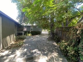 8458 Canby Avenue, Northridge (los Angeles) CA 91325