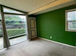 8458 Canby Avenue, Northridge (los Angeles) CA 91325