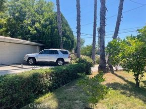 8458 Canby Avenue, Northridge (los Angeles) CA 91325