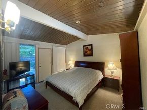 8458 Canby Avenue, Northridge (los Angeles) CA 91325