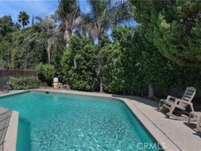 22335 Kittridge Street, Woodland Hills (los Angeles) CA 91303