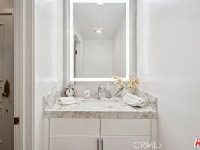 1861 Veteran Avenue 101, Beverly Hills CA 90025