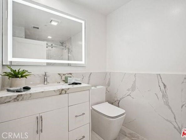 1861 Veteran Avenue 101, Beverly Hills CA 90025