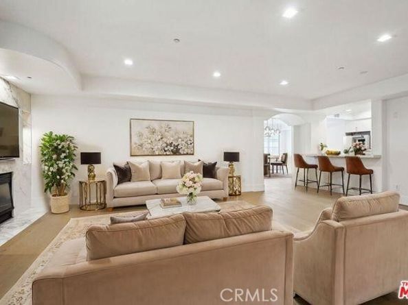 1861 Veteran Avenue 101, Beverly Hills CA 90025