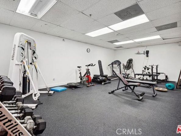 1861 Veteran Avenue 101, Beverly Hills CA 90025