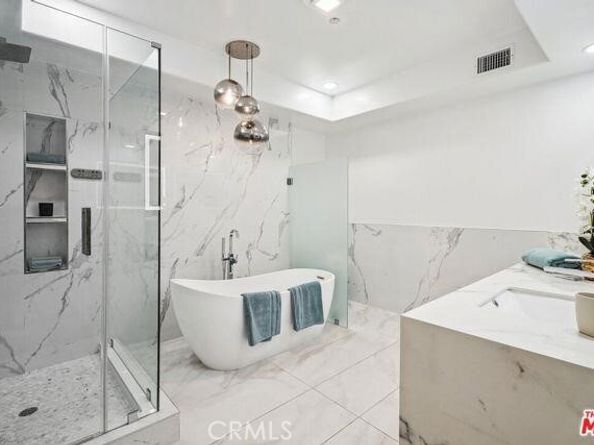 1861 Veteran Avenue 101, Beverly Hills CA 90025