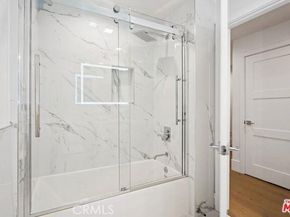 1861 Veteran Avenue 101, Beverly Hills CA 90025