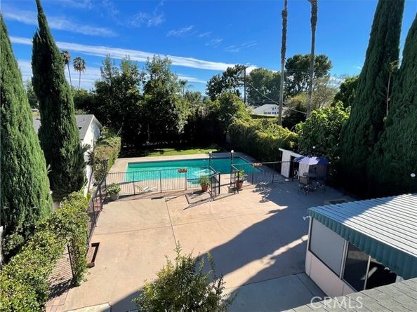 17214 Tulsa, Los Angeles CA 91344