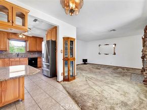 12204 Wixom Street, North Hollywood (los Angeles) CA 91605