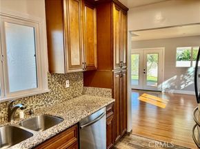 7328 Wish, Los Angeles CA 91406