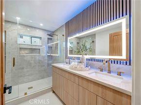 24250 Friar Street, Woodland Hills (los Angeles) CA 91367