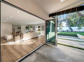 24250 Friar Street, Woodland Hills (los Angeles) CA 91367