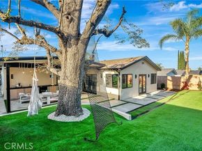 24250 Friar Street, Woodland Hills (los Angeles) CA 91367