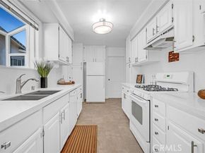 5832 Bevis Avenue, Van Nuys (los Angeles) CA 91411