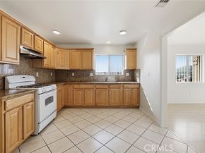 10744 Radwin Avenue, Sunland (los Angeles) CA 91040