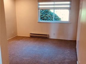 5015 Palmetto Avenue 1, Pacifica CA 94044