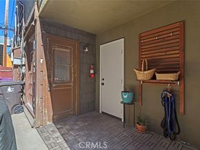 6514 E Ocean Boulevard, Long Beach CA 90803