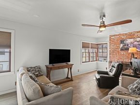 6514 E Ocean Boulevard, Long Beach CA 90803