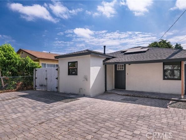 5910 Walnut Ave, Long Beach CA 90805
