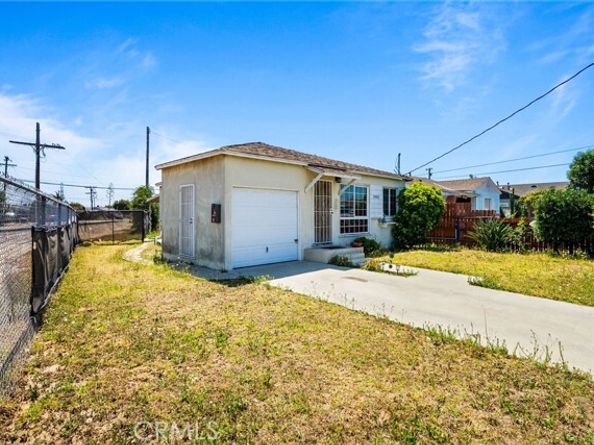 24412 Broad, Wilmington (los Angeles) CA 90744