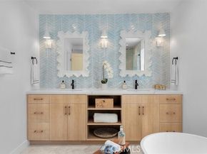 17481 Tramonto Drive, Pacific Palisades (los Angeles) CA 90272