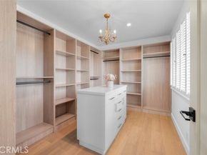 17481 Tramonto Drive, Pacific Palisades (los Angeles) CA 90272