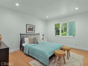 17481 Tramonto Drive, Pacific Palisades (los Angeles) CA 90272