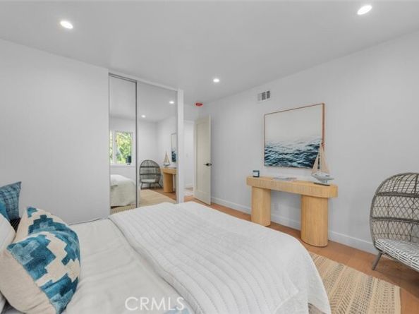 17481 Tramonto Drive, Pacific Palisades (los Angeles) CA 90272