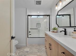 17481 Tramonto Drive, Pacific Palisades (los Angeles) CA 90272