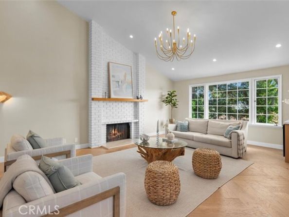 17481 Tramonto Drive, Pacific Palisades (los Angeles) CA 90272