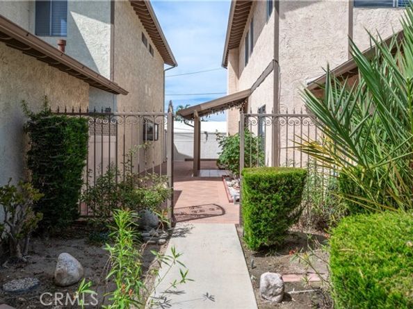 25626 Oak Street, Lomita CA 90717