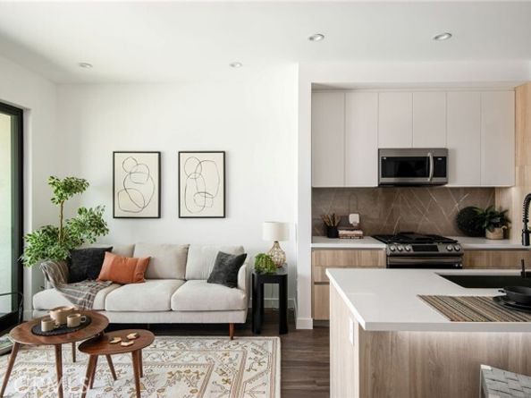 118 Astronaut Ellison S Onizuka Street 207, Los Angeles CA 90012