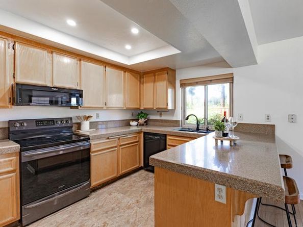 1225 Lancer Glen, Escondido CA 92029