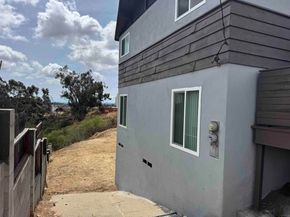 1002 Hanover Street, San Diego CA 92114