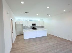 2244 Calle Chanate, San Diego CA 92139