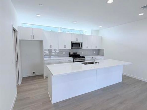 2244 Calle Chanate, San Diego CA 92139
